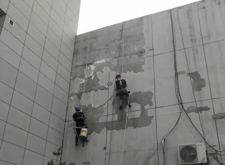 柞水楼顶漏水维修公司分享下柞水外墙防水的注意事项